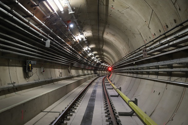 tunel stacji metra